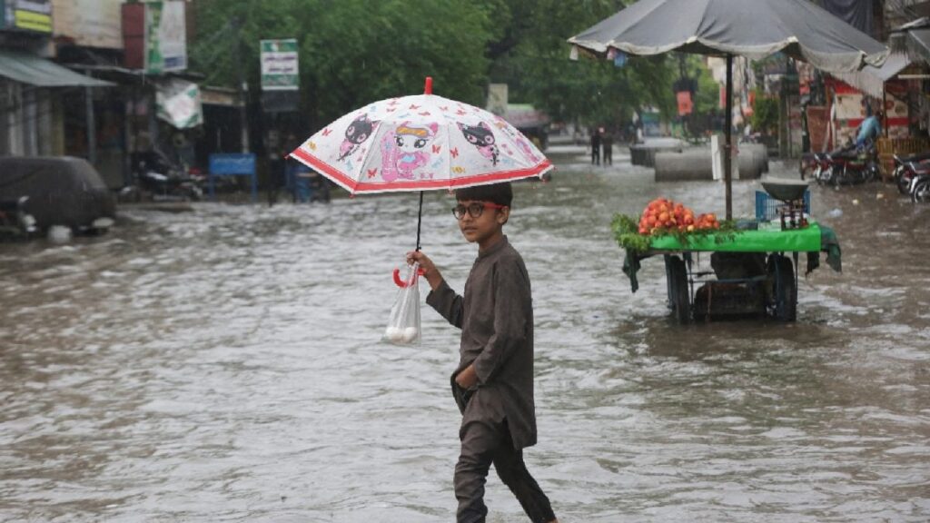 Pakistan-Rains-REUTERS-2025-2025-07-66d47208a2f53de16a558ae21b339e94-16x9.jpg